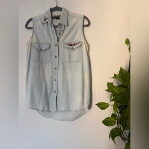 Vintage 90s Denim Jean Vest Embroidered Floral Cottage Whimsy Boho Cowgirl S